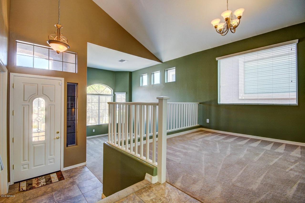 3113 W Espartero Way, Phoenix, AZ 85086