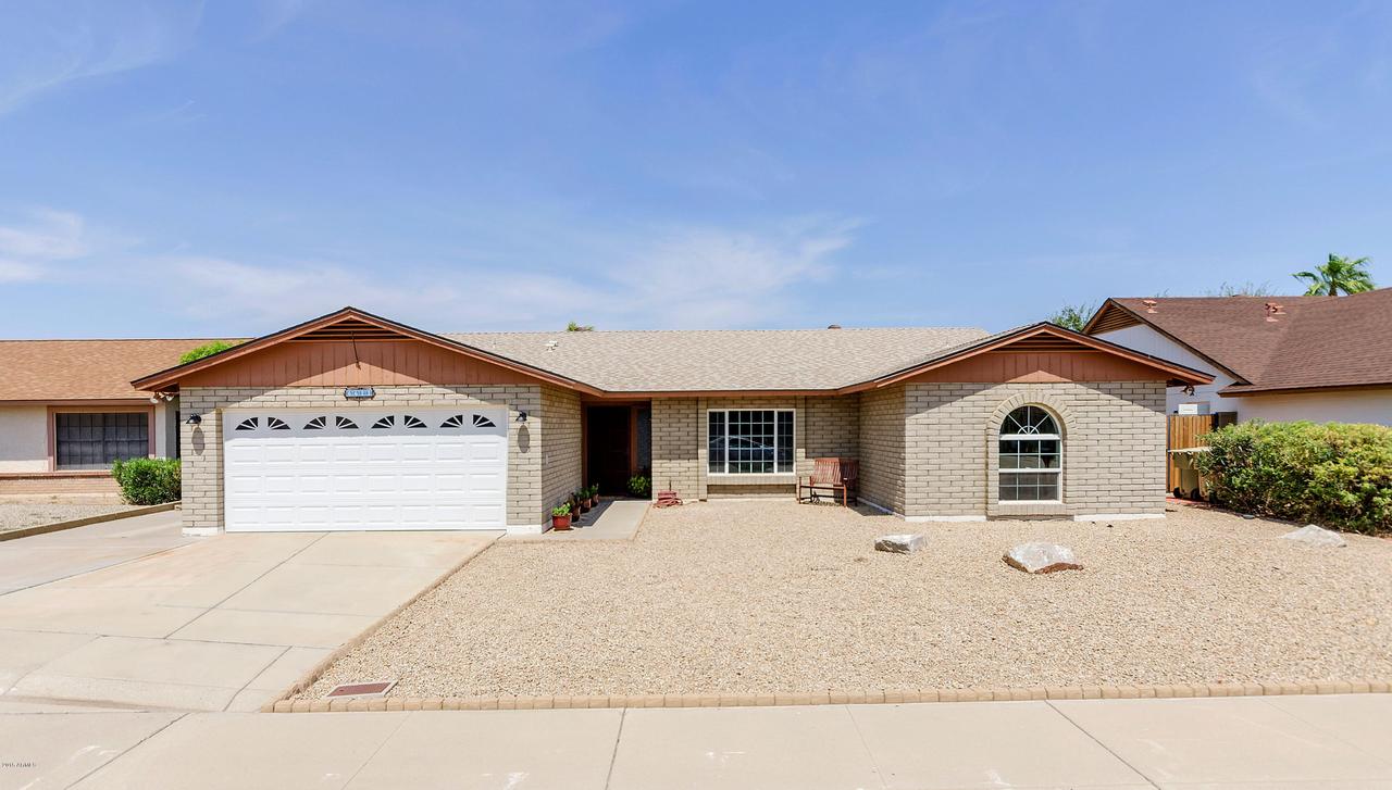 6622 W Port Royale Ln., Glendale, AZ 85306