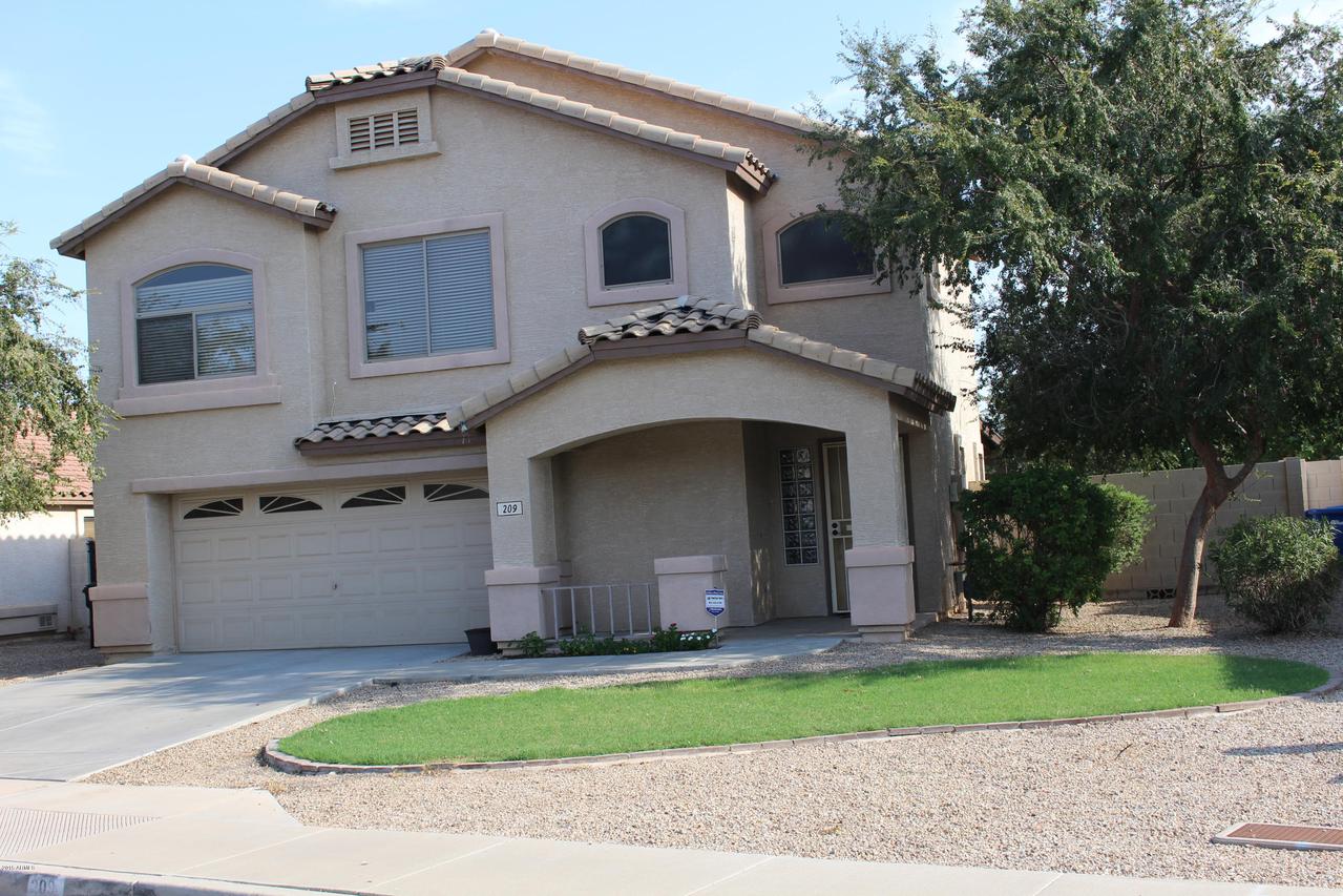 209 E Inglewood St., Mesa, AZ 85201