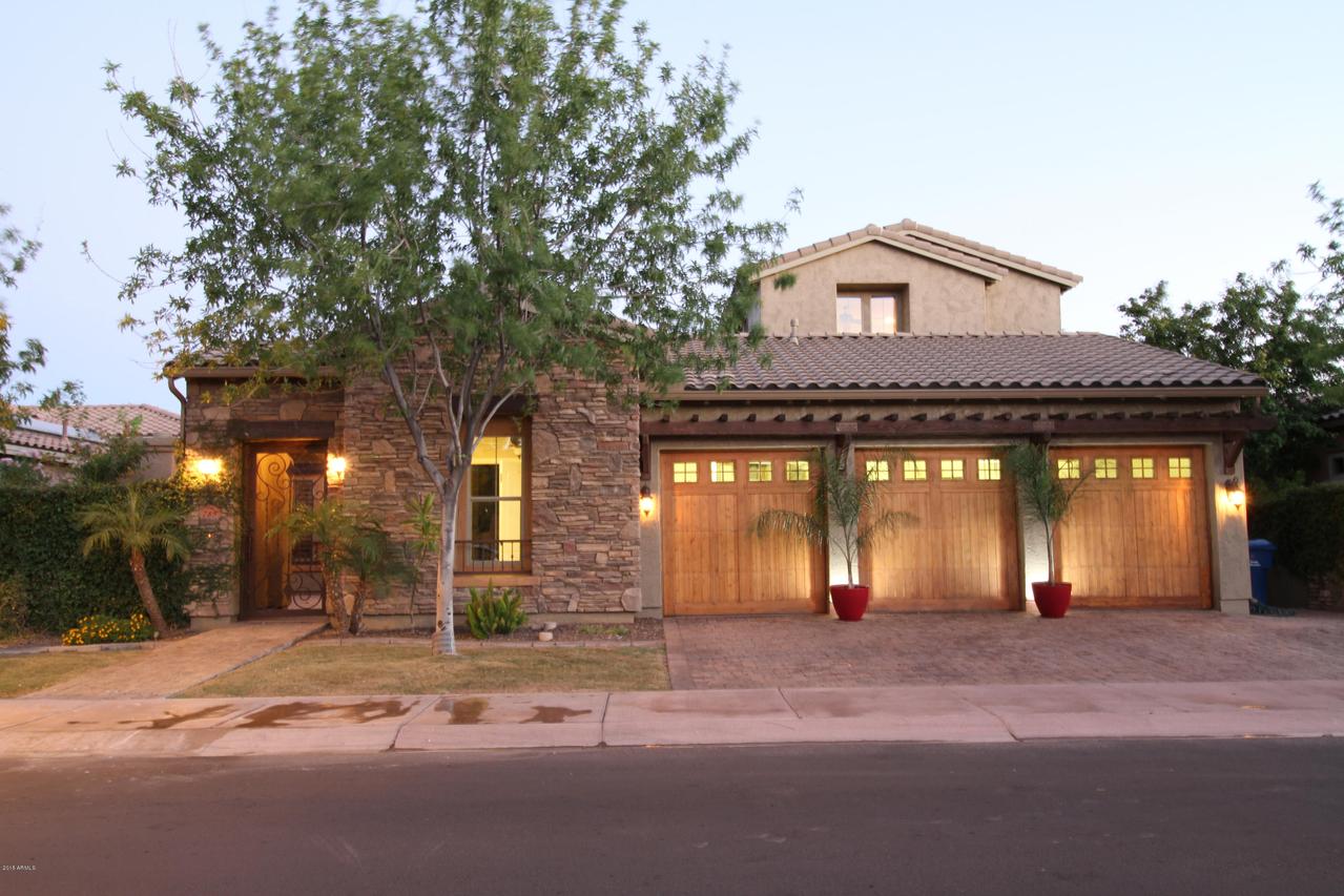 789 E Sunburst Ln., Tempe, AZ 85284