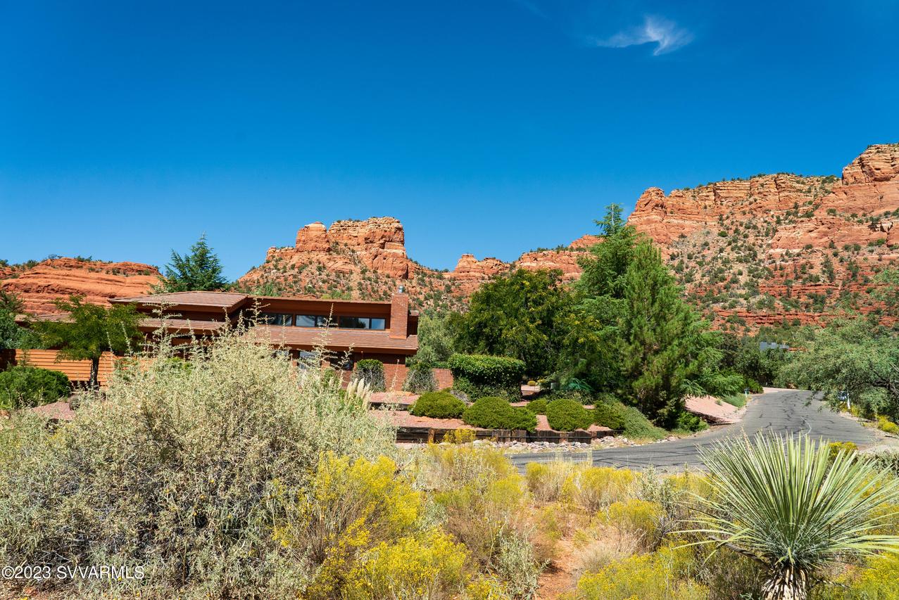 125 Merry Go Round Rock Rd., Sedona, AZ 86351
