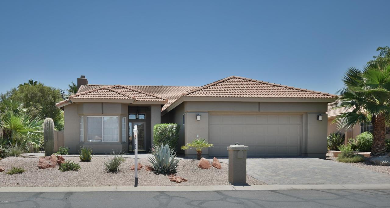 10713 E Champagne Dr., Sun Lakes, AZ 85248