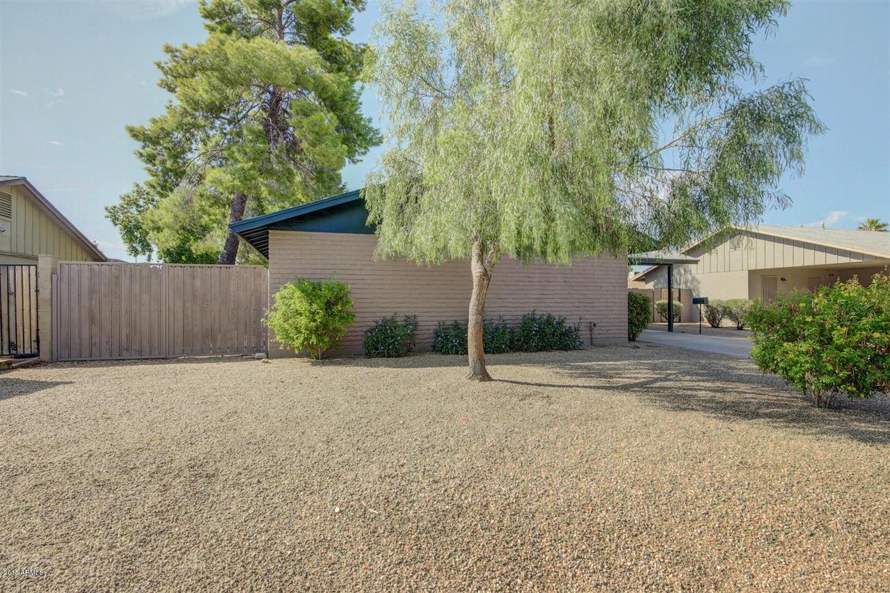 2413 E Manhatton Dr., Tempe, AZ 85282