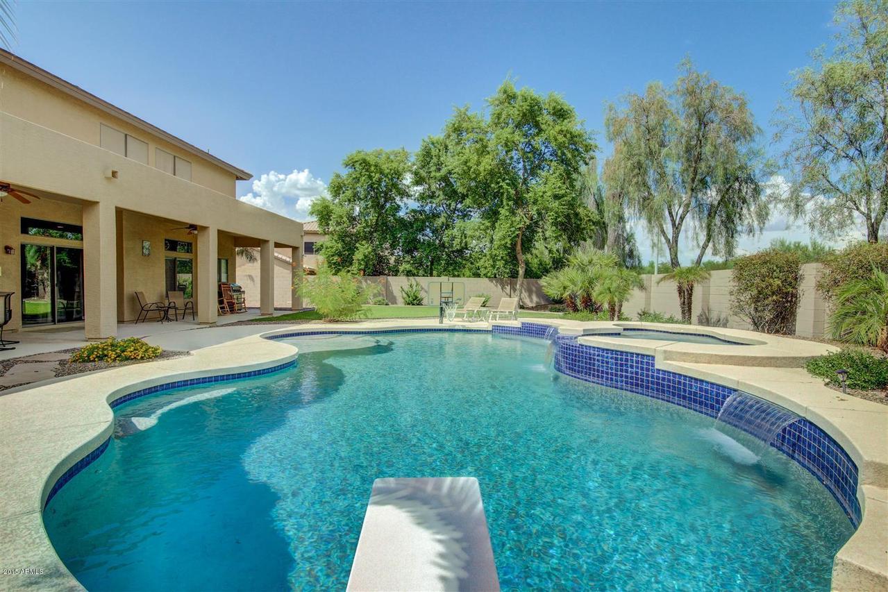 4555 S Newport St., Chandler, AZ 85249