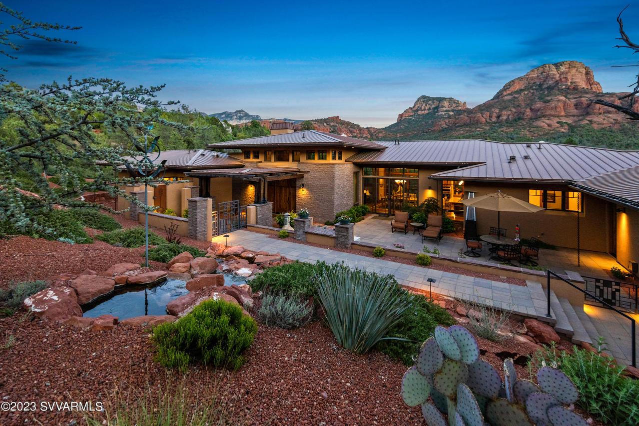 25 Wagon Trail Dr., Sedona, AZ 86336