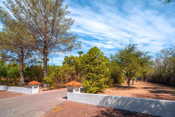 7424 E Berridge Ln., Scottsdale, AZ 85250