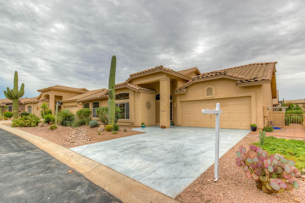 8893 E Saguaro Blossom Rd., Gold Canyon, AZ 85118