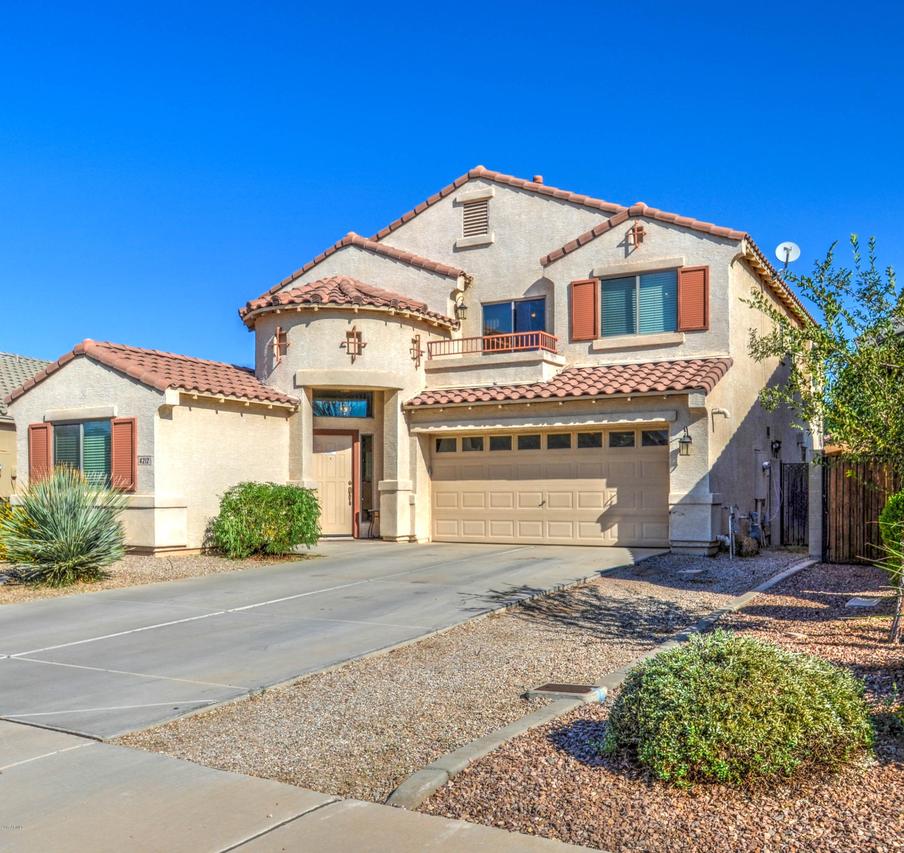 4212 E Rock Dr., San Tan Valley, AZ 85143