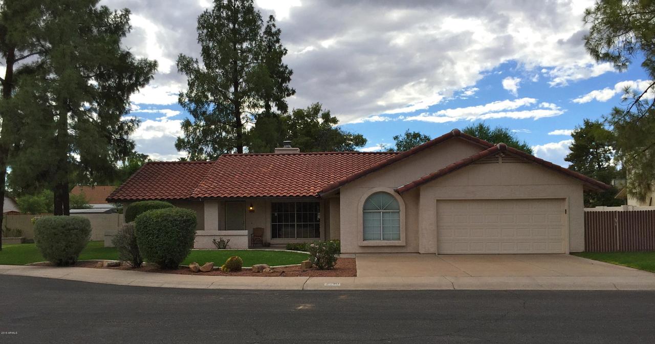 2030 S Saguaro Cir., Mesa, AZ 85202