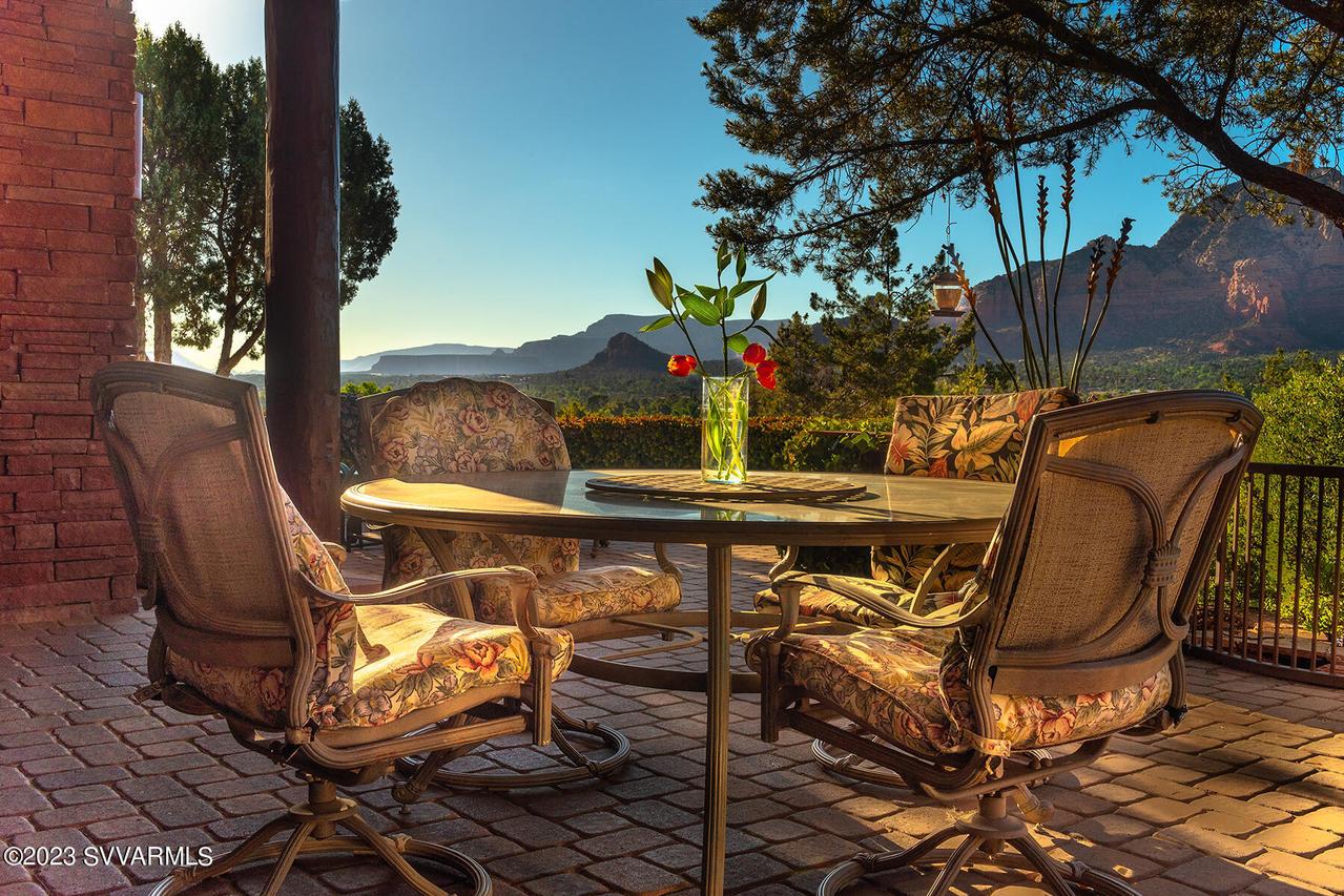 425 Panorama Blvd., Sedona, AZ 86336