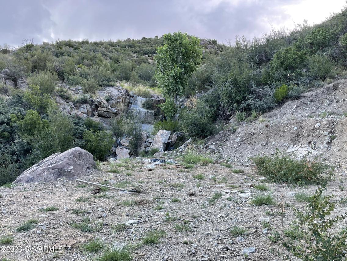 4 Hawk Mountain Tr., Mayer, AZ 86333