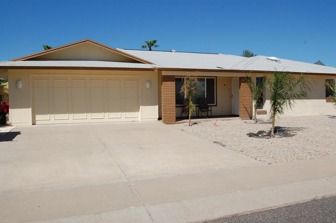 9634 W Calico Dr., Sun City, AZ 85373