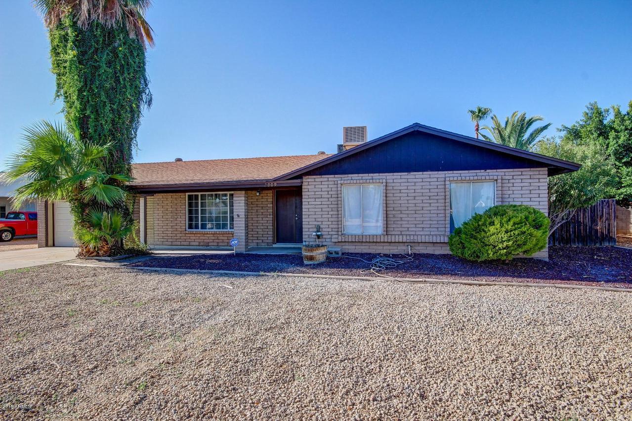 2009 W Village Dr., Phoenix, AZ 85023
