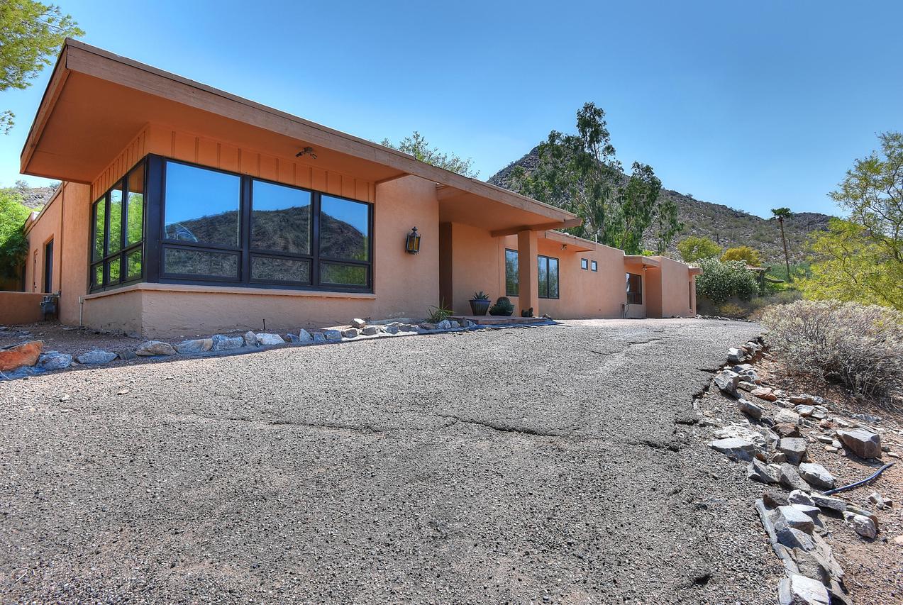 4415 E Sunset Dr., Phoenix, AZ 85028