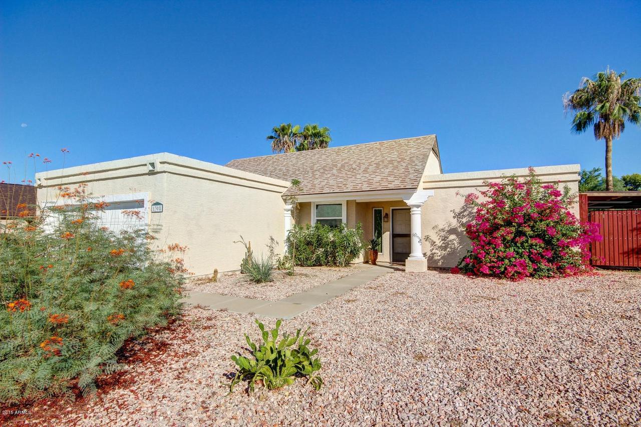 1308 E Piute Ave., Phoenix, AZ 85024