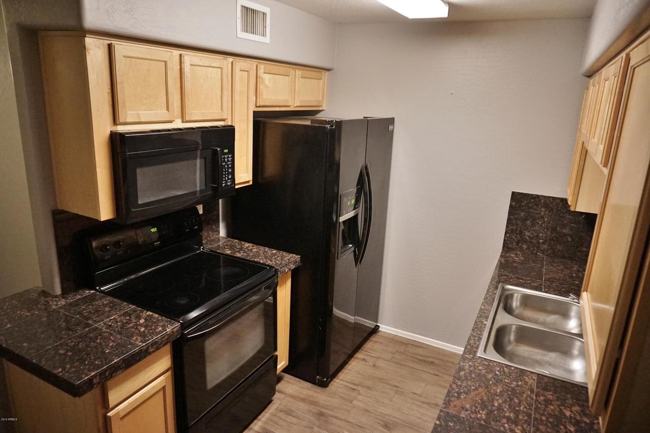 3301 E Earll Dr. #108, Phoenix, AZ 85018