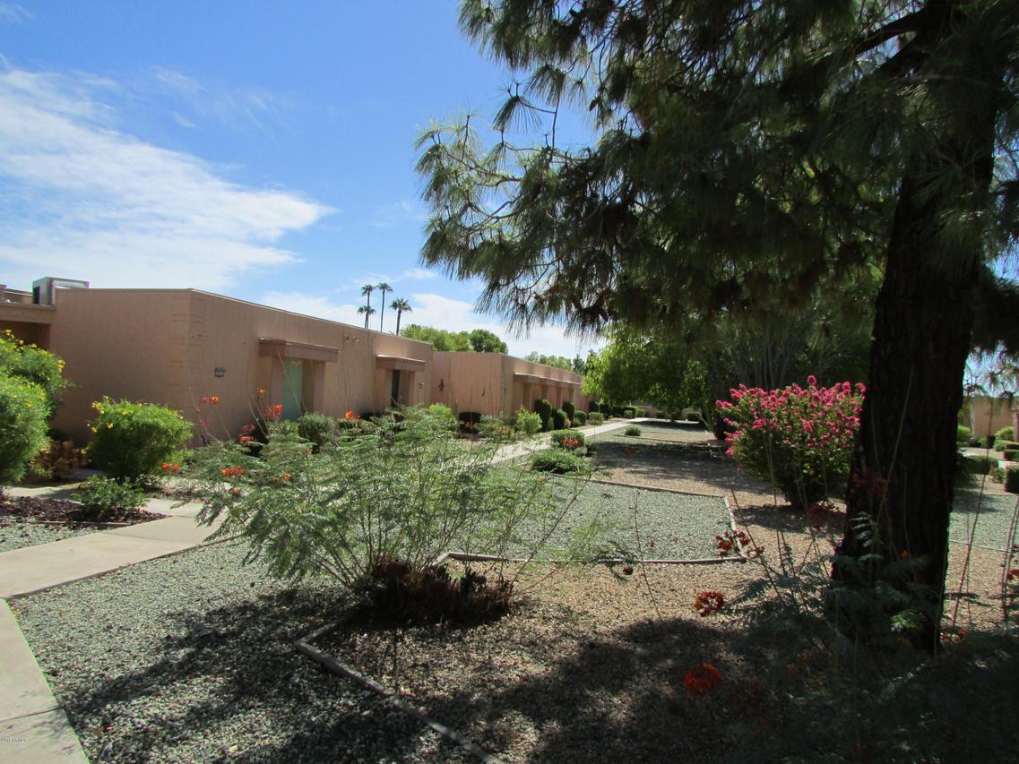 10534 W Palmeras Dr., Sun City, AZ 85373
