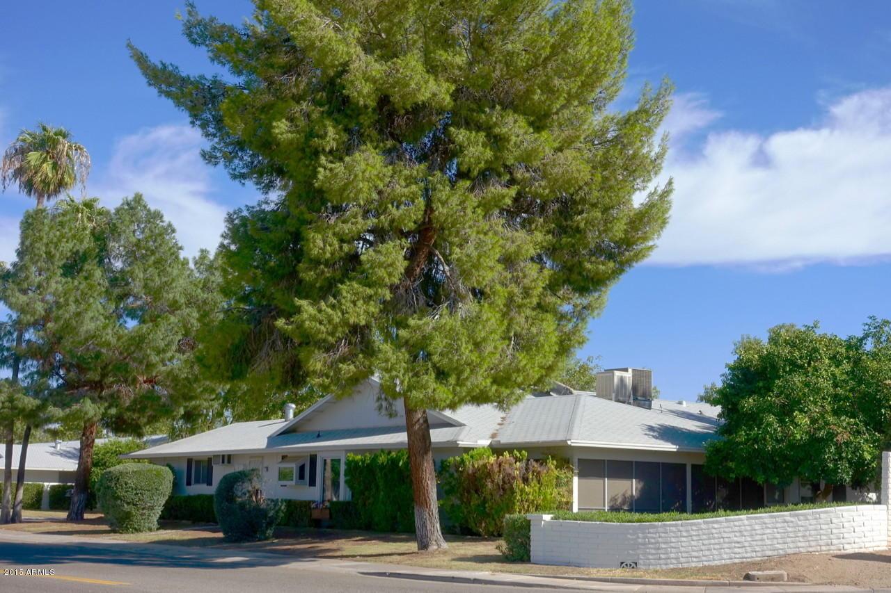 18832 Lakeforest Dr., Sun City, AZ 85373