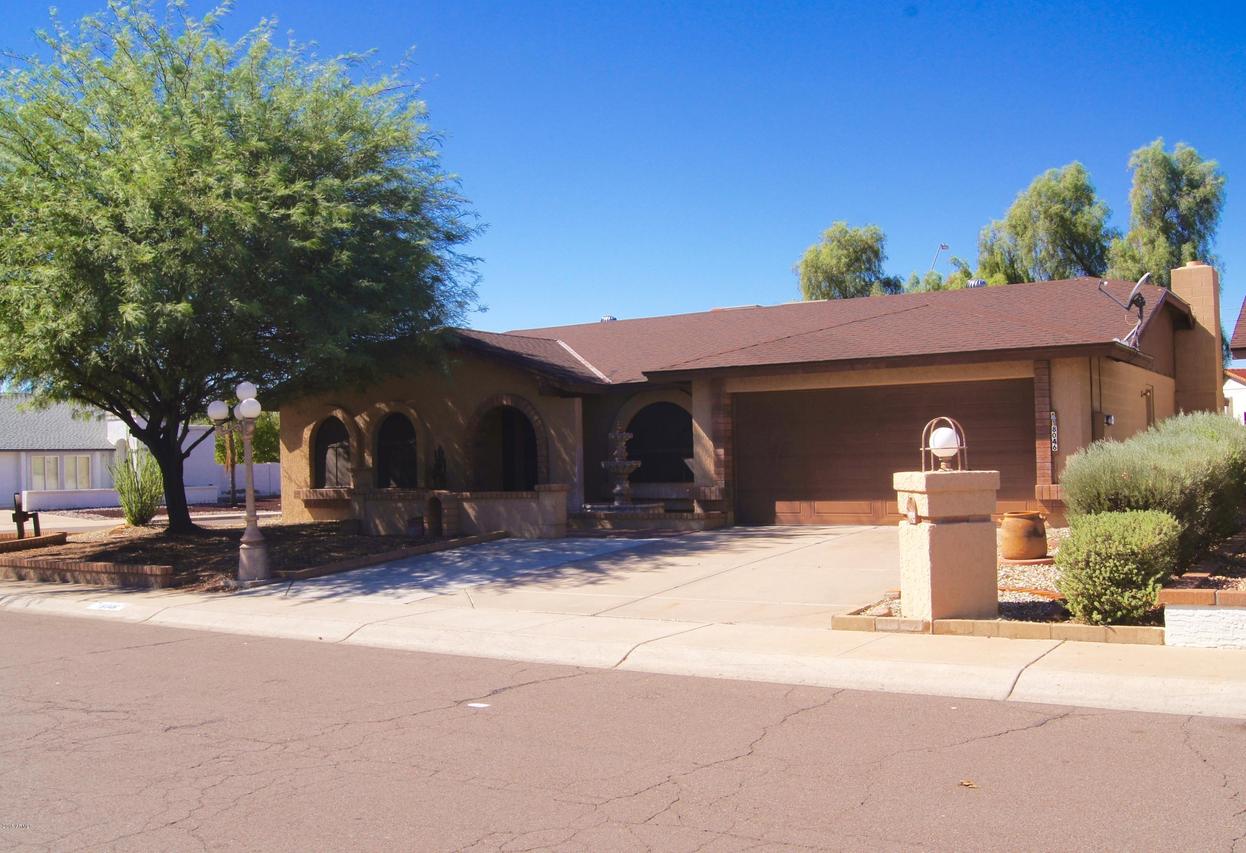 18046 N 42nd Dr., Glendale, AZ 85308