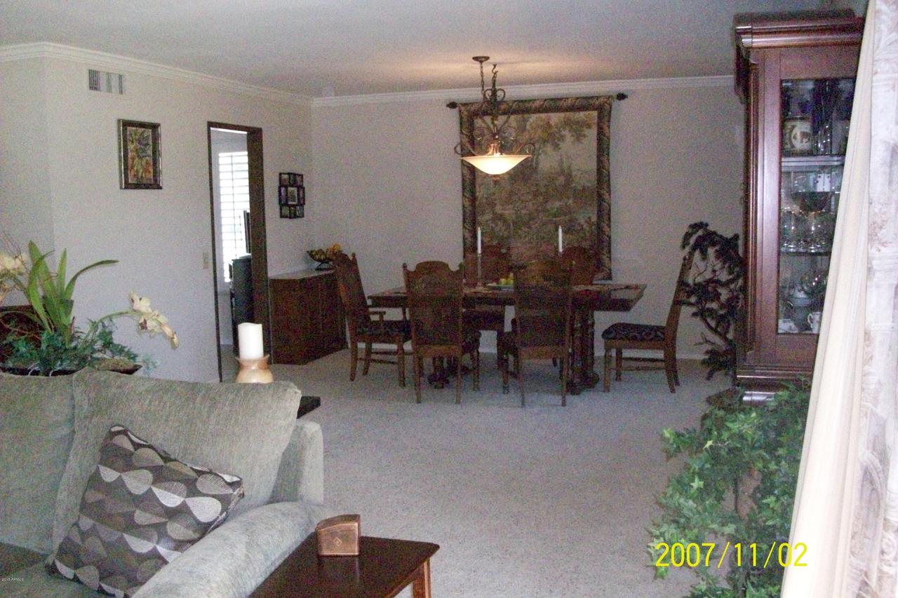 18027 N Highwood Ct., Sun City, AZ 85373