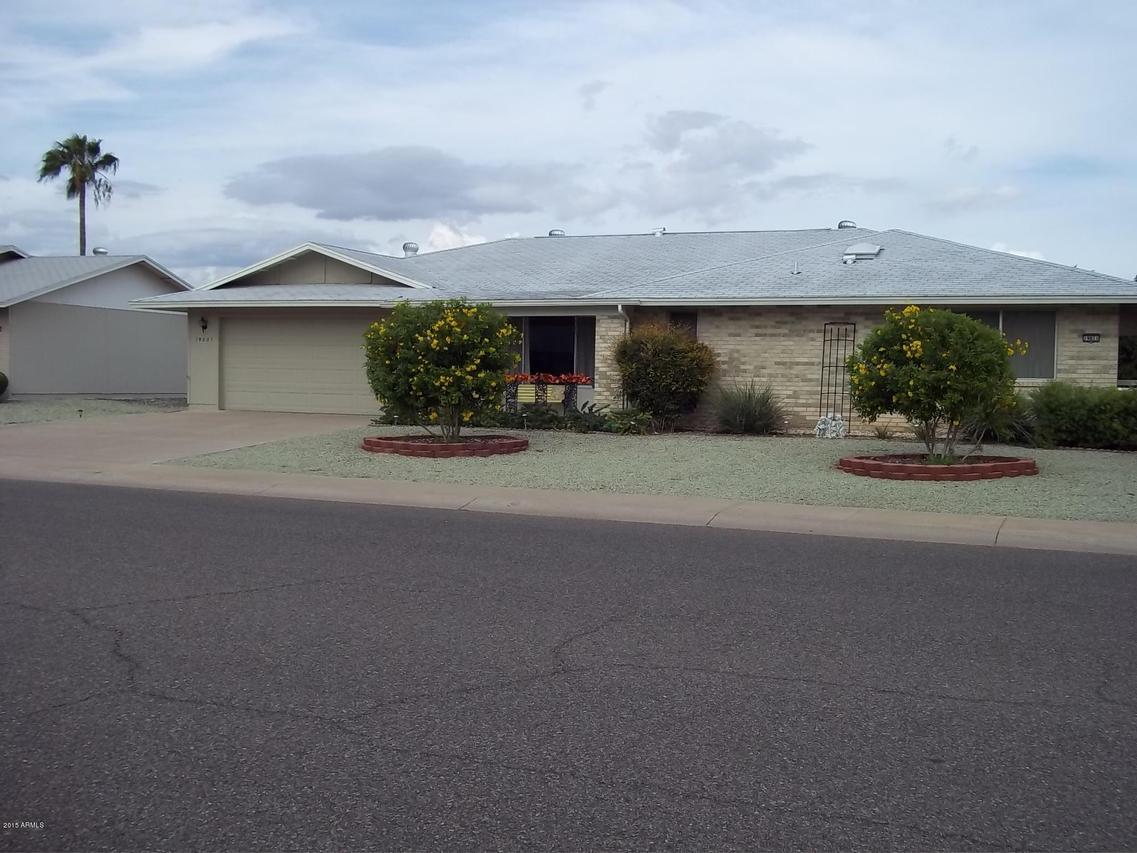 19821 N Palo Verde Dr., Sun City, AZ 85373