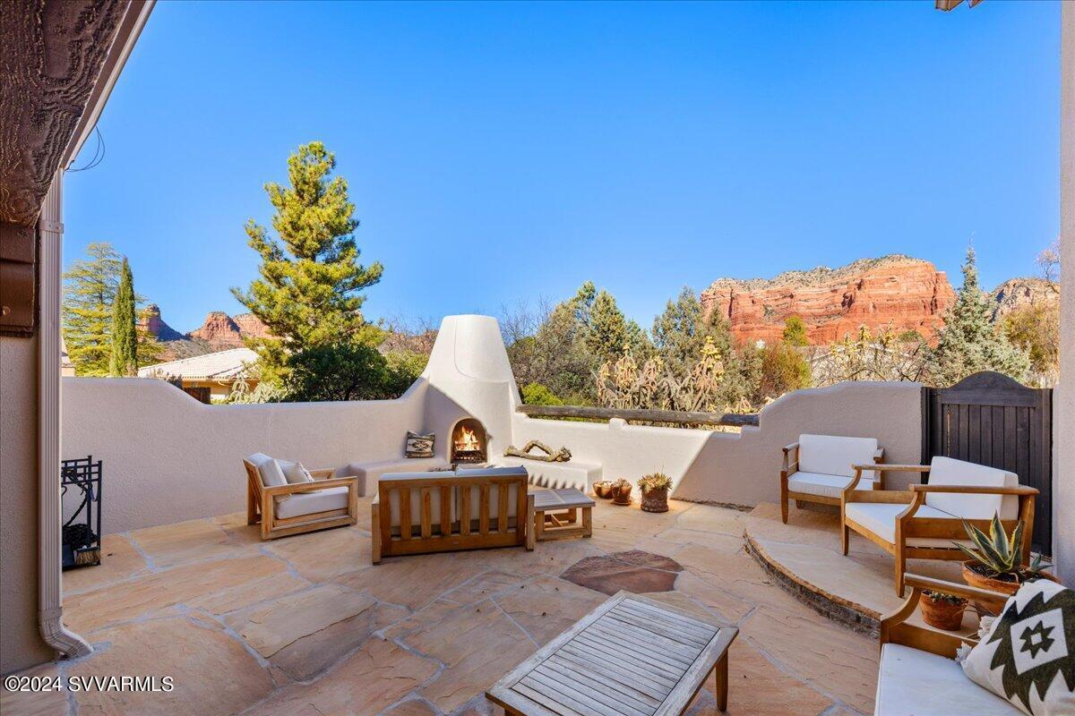 195 Broken Arrow Way S, Sedona, AZ 86351