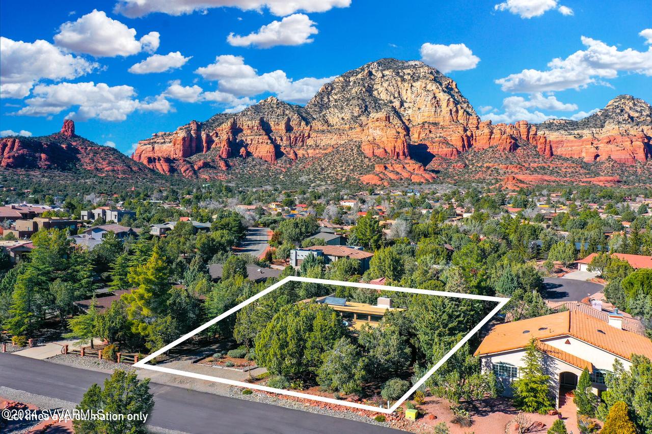 2300 Vista Dr., Sedona, AZ 86336