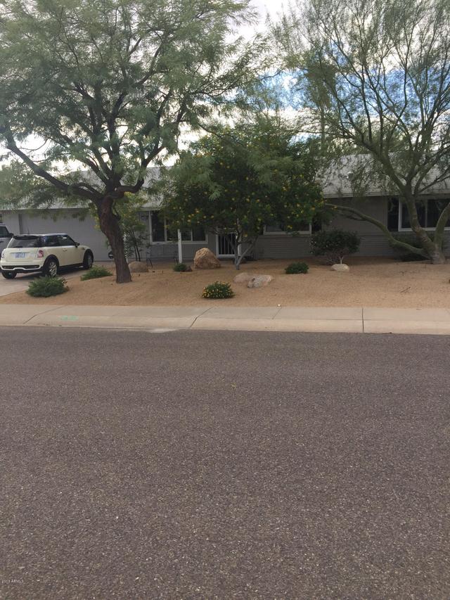 19446 N Willowcreek Cir., Sun City, AZ 85373