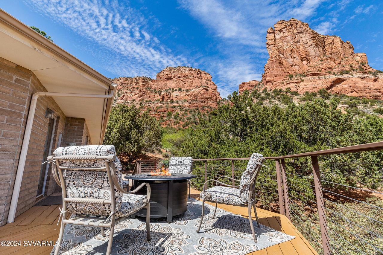 350 Redrock Rd., Sedona, AZ 86351