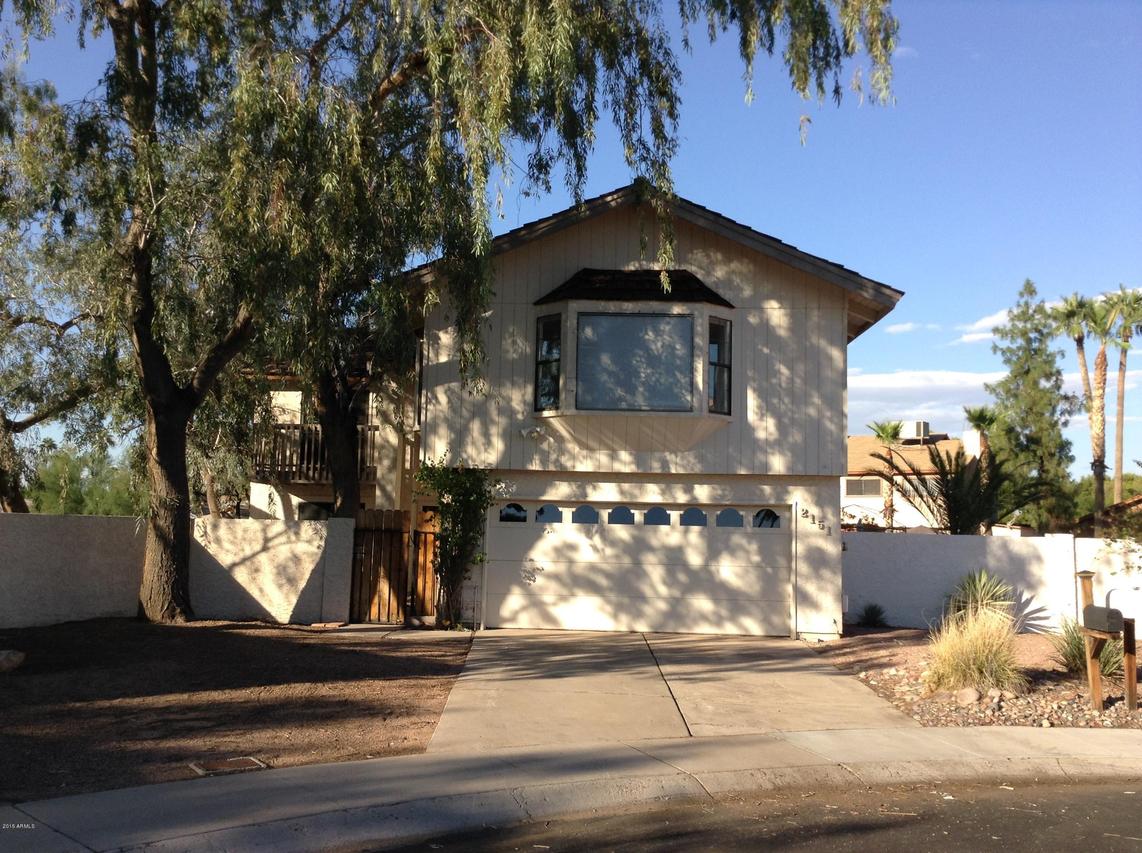 2151 S Estrella Cir., Mesa, AZ 85202