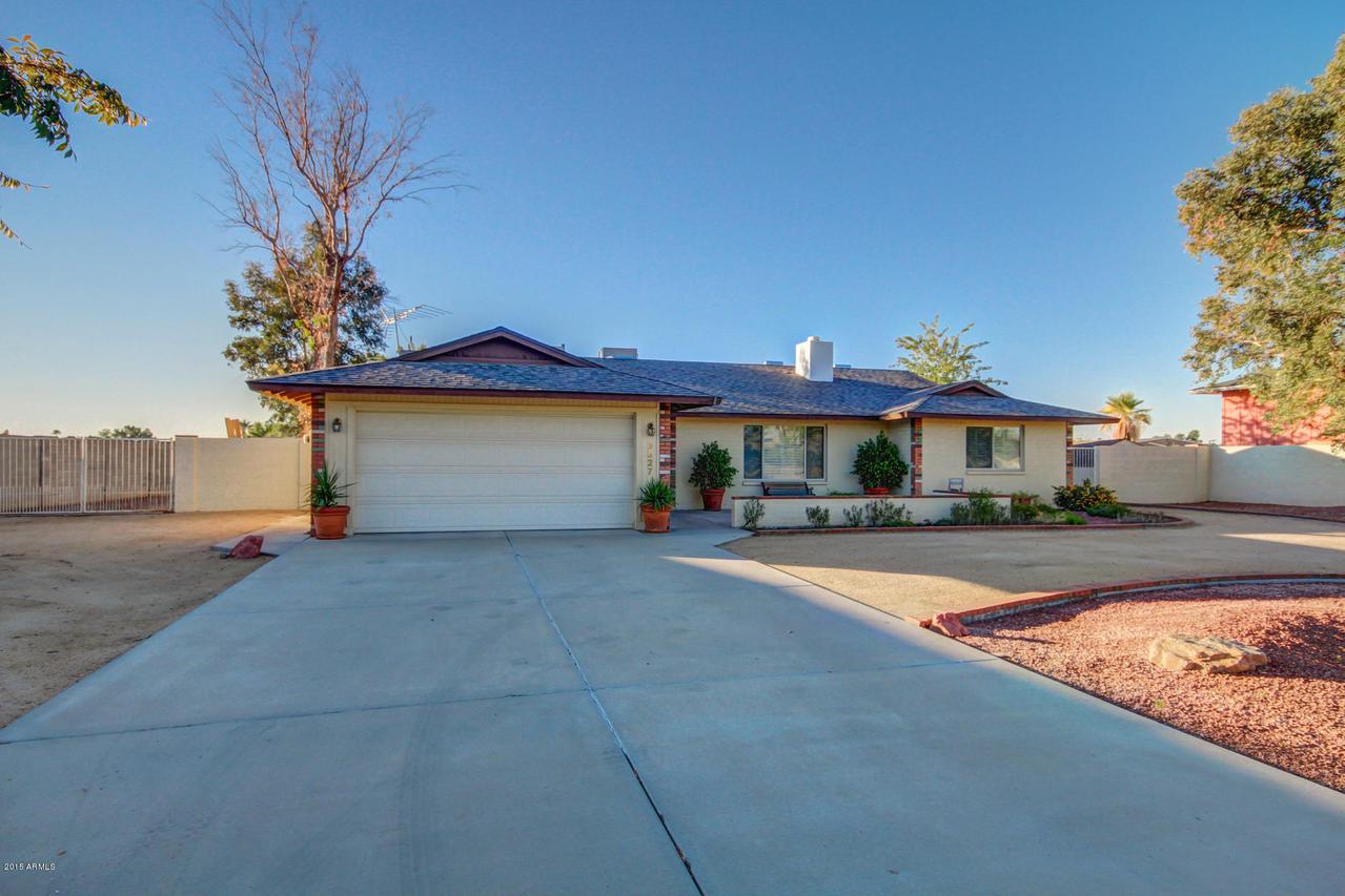 5527 W Paradise Ln., Glendale, AZ 85306