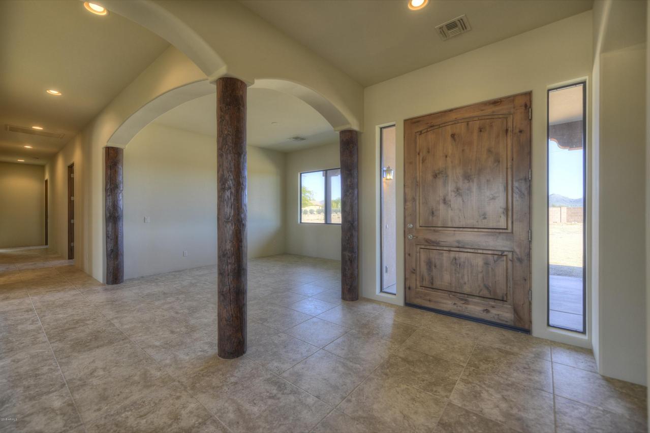 1315 W Tumbleweed Dr., Phoenix, AZ 85085