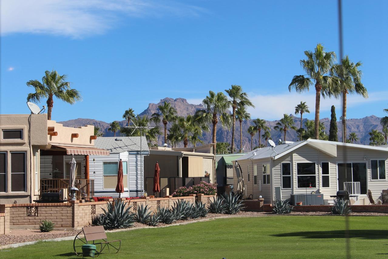 2604 S Seminole Dr., Apache Junction, AZ 85119