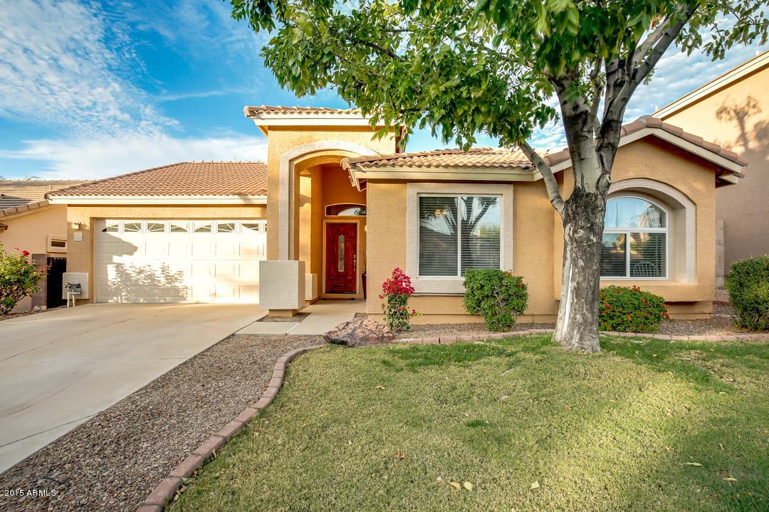6716 E Rollins St., Mesa, AZ 85215