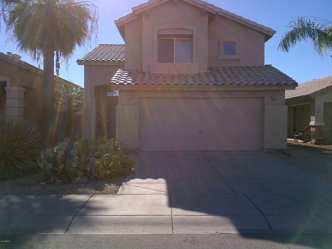 3927 E Kimberly Way, Phoenix, AZ 85050