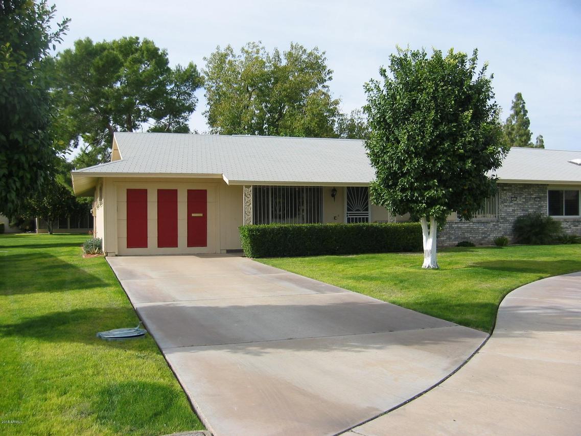 18428 N 101st Dr., Sun City, AZ 85373
