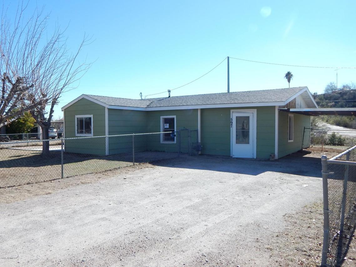 597 Whipple Ct., Wickenburg, AZ 85390
