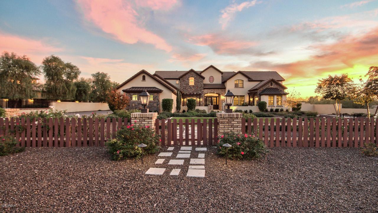 9943 E Cholla St., Scottsdale, AZ 85260