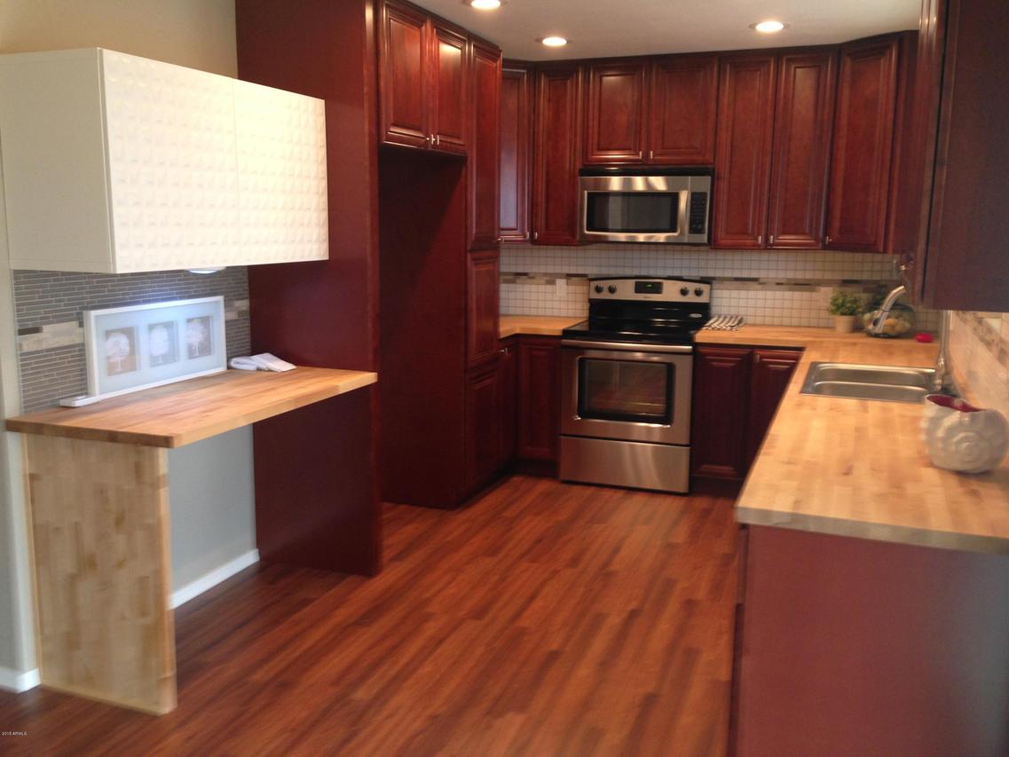 8533 W Columbine Dr., Peoria, AZ 85381