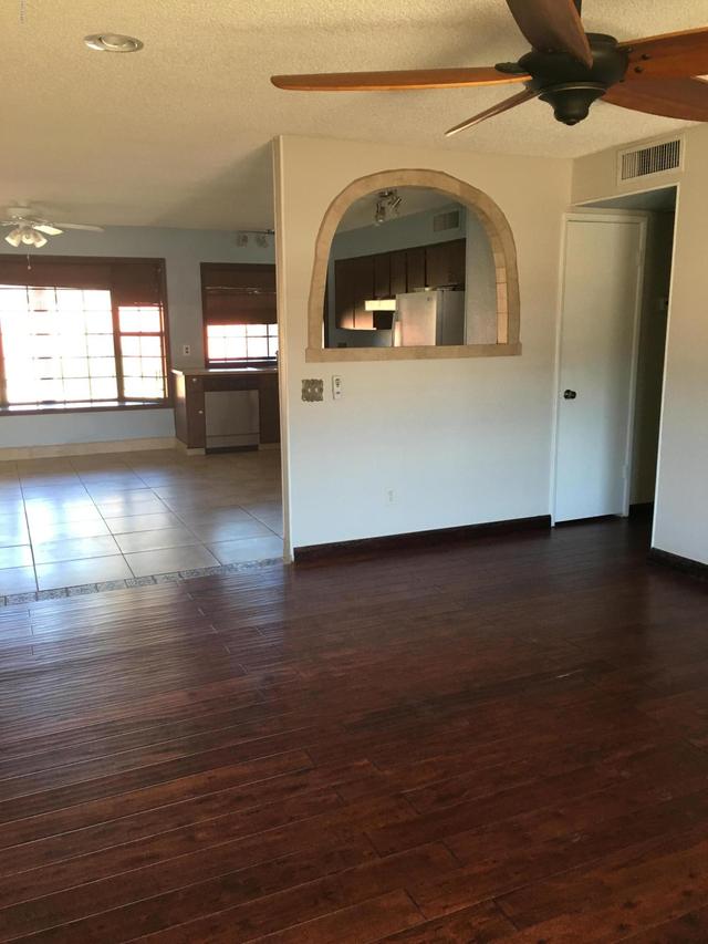4042 E Dahlia Dr., Phoenix, AZ 85032