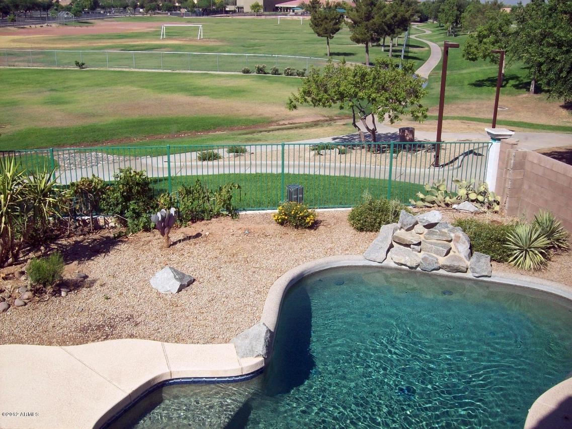 17340 N Woodrose Ct., Surprise, AZ 85374