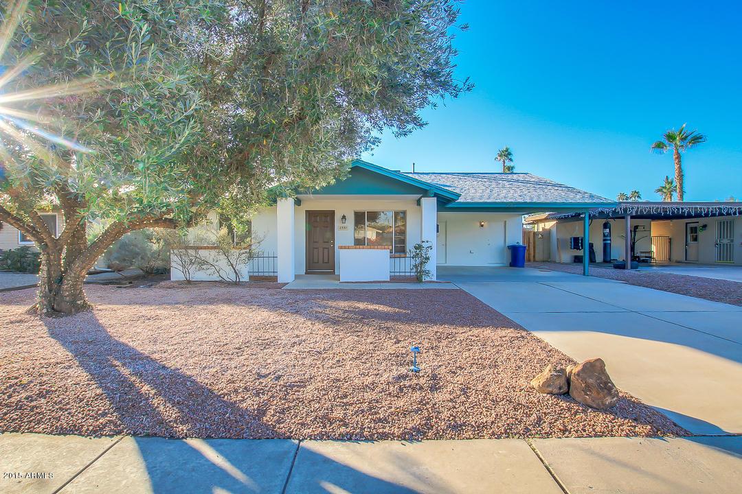 2351 E Pebble Beach Dr., Tempe, AZ 85282