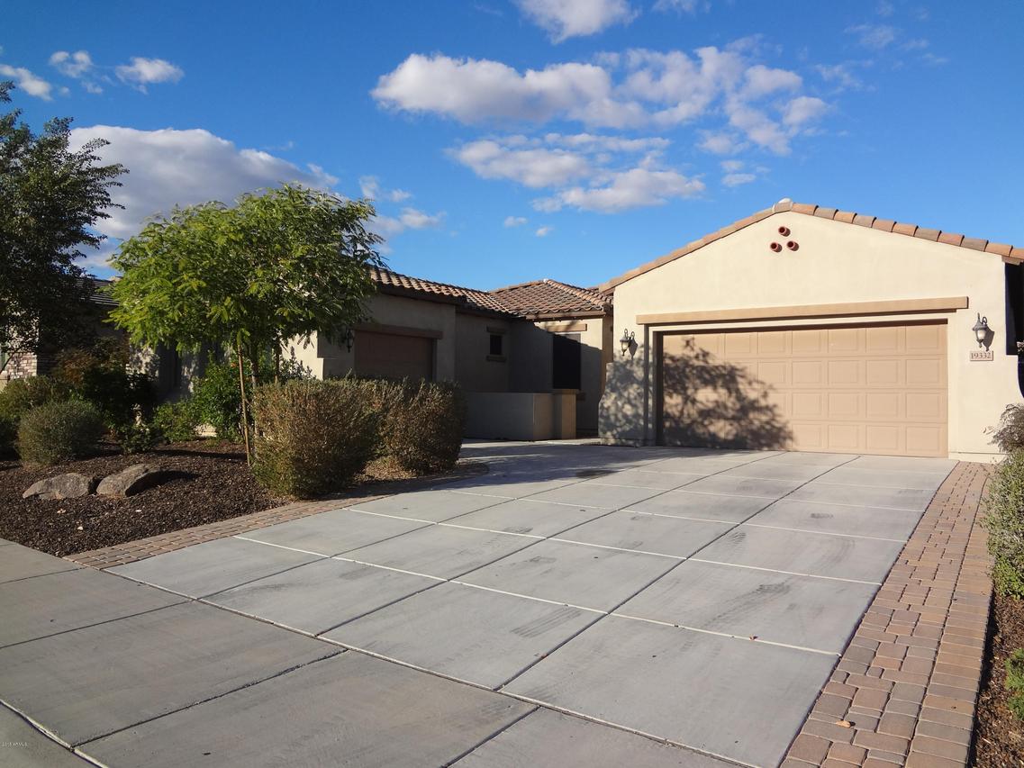 19332 W Colter St., Litchfield Park, AZ 85340