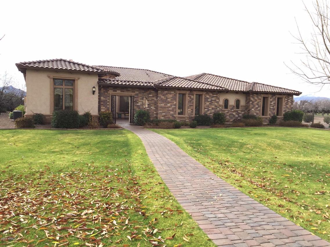 20559 E Cherrywood Ct., Queen Creek, AZ 85142