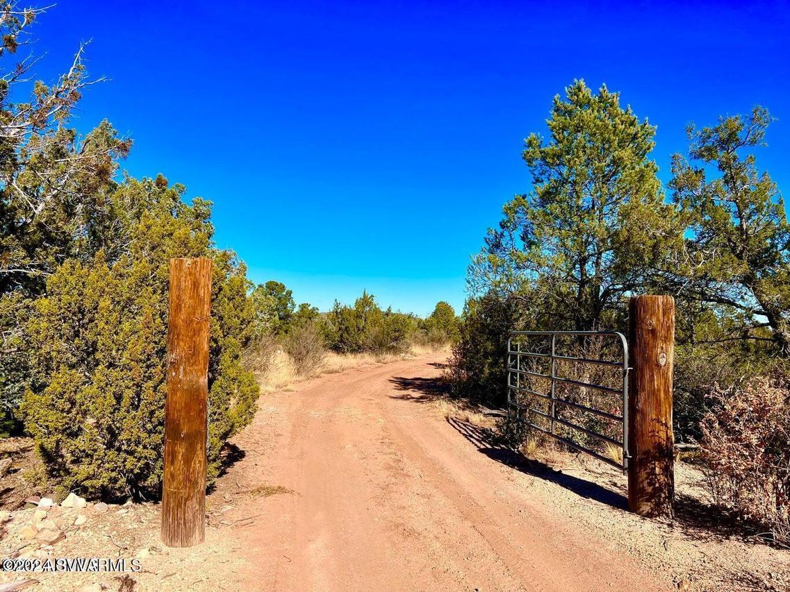 [Address Hidden by Seller], Seligman, AZ 86337