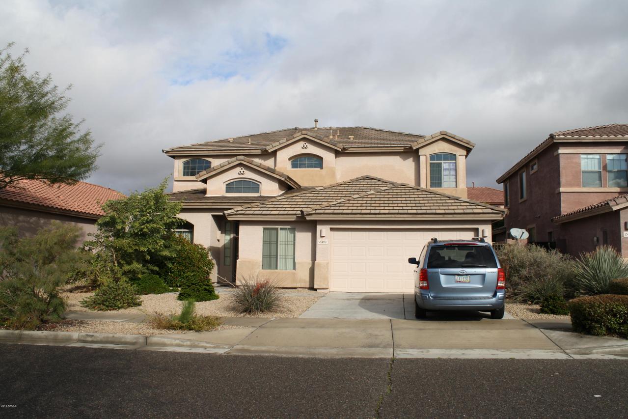 2410 W Red Range Way, Phoenix, AZ 85085