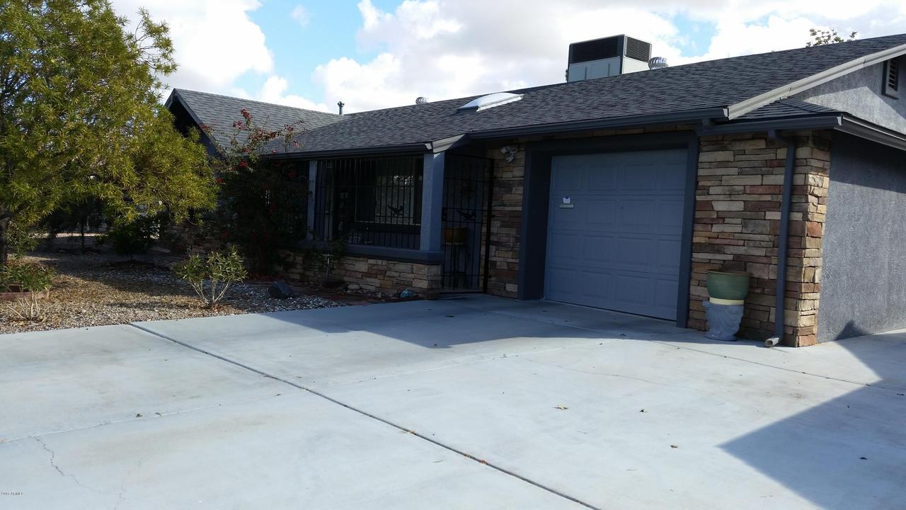 11427 N 110th Dr., Sun City, AZ 85351