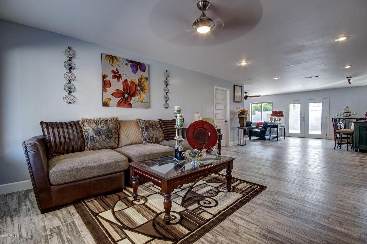 3433 E Campbell Ave., Phoenix, AZ 85018