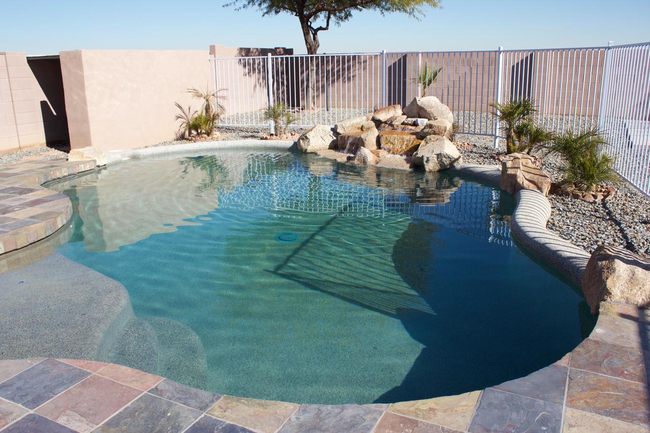 809 S 111th Dr., Avondale, AZ 85323