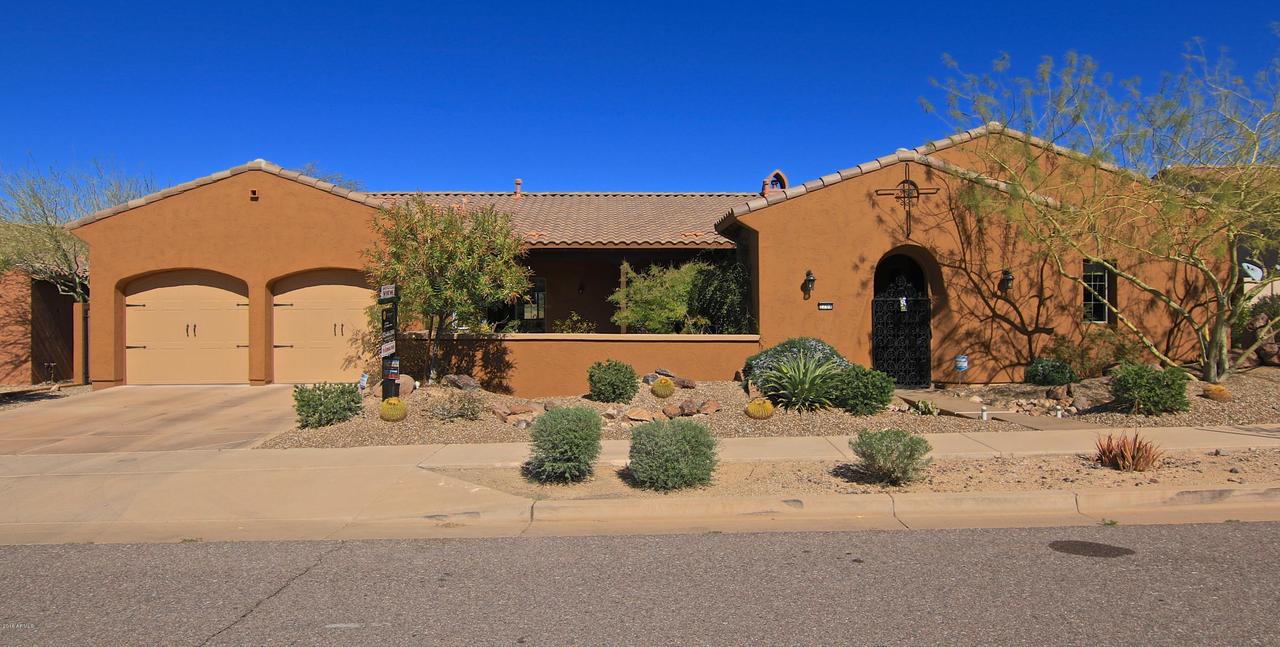 2704 W Languid Ln., Phoenix, AZ 85086